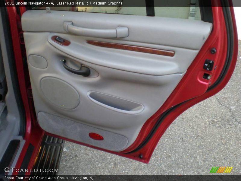 Laser Red Metallic / Medium Graphite 2001 Lincoln Navigator 4x4