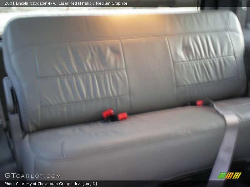 Laser Red Metallic / Medium Graphite 2001 Lincoln Navigator 4x4