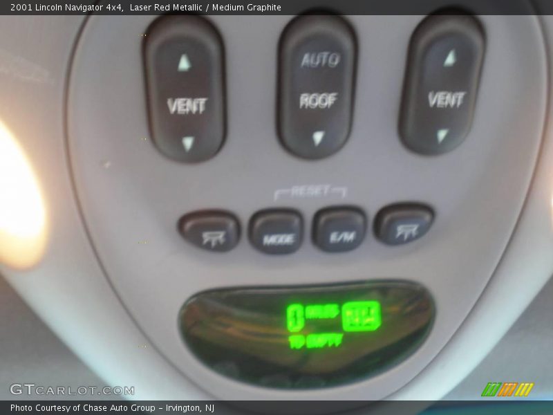 Laser Red Metallic / Medium Graphite 2001 Lincoln Navigator 4x4