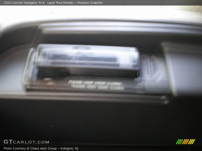 Laser Red Metallic / Medium Graphite 2001 Lincoln Navigator 4x4