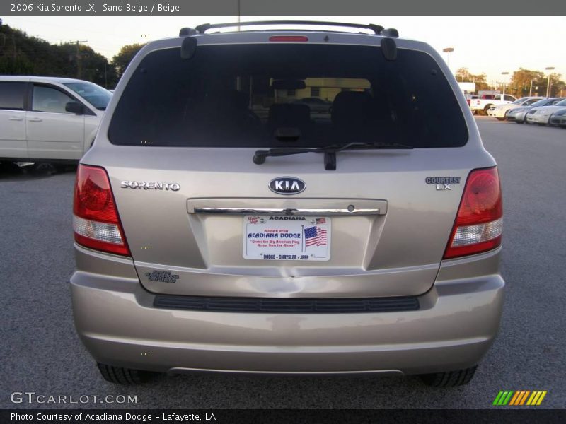 Sand Beige / Beige 2006 Kia Sorento LX