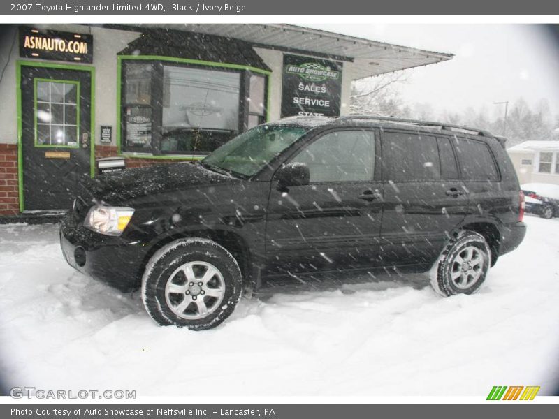 Black / Ivory Beige 2007 Toyota Highlander Limited 4WD