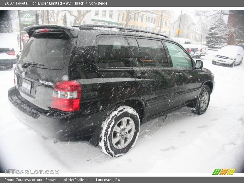 Black / Ivory Beige 2007 Toyota Highlander Limited 4WD