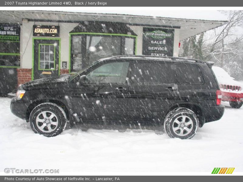 Black / Ivory Beige 2007 Toyota Highlander Limited 4WD
