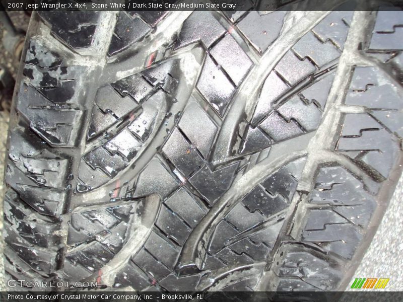 Stone White / Dark Slate Gray/Medium Slate Gray 2007 Jeep Wrangler X 4x4