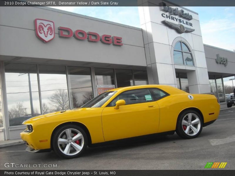 Detonator Yellow / Dark Slate Gray 2010 Dodge Challenger SRT8
