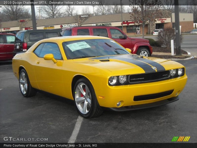 Detonator Yellow / Dark Slate Gray 2010 Dodge Challenger SRT8