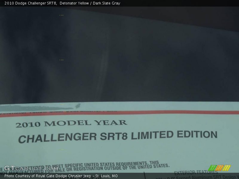 Detonator Yellow / Dark Slate Gray 2010 Dodge Challenger SRT8