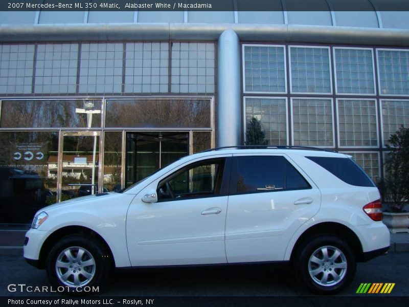 Alabaster White / Macadamia 2007 Mercedes-Benz ML 350 4Matic