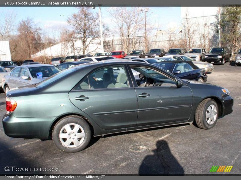 Aspen Green Pearl / Gray 2005 Toyota Camry LE