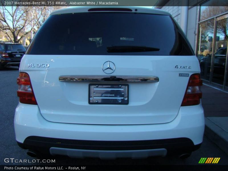 Alabaster White / Macadamia 2007 Mercedes-Benz ML 350 4Matic