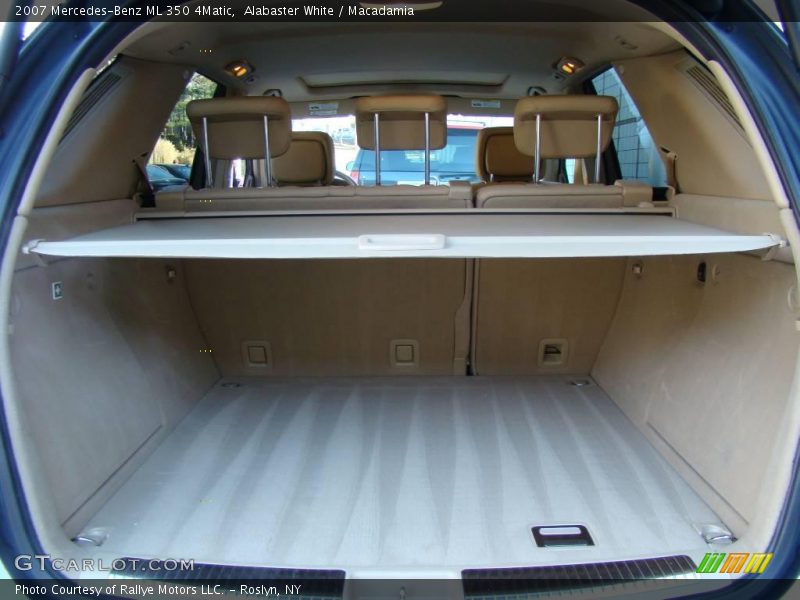 Alabaster White / Macadamia 2007 Mercedes-Benz ML 350 4Matic