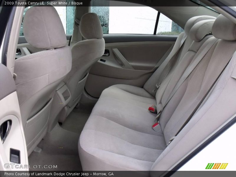 Super White / Bisque 2009 Toyota Camry LE