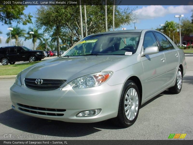 Lunar Mist Metallic / Stone 2003 Toyota Camry XLE