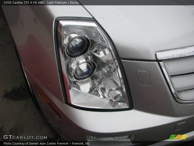 Light Platinum / Ebony 2006 Cadillac STS 4 V8 AWD