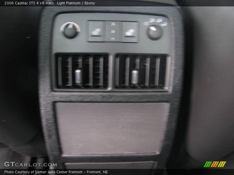 Light Platinum / Ebony 2006 Cadillac STS 4 V8 AWD