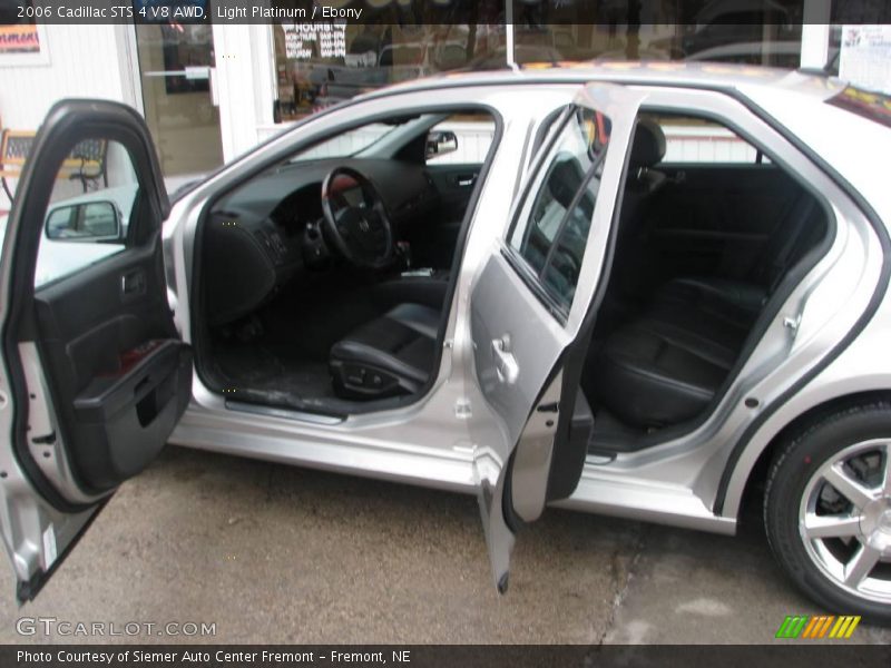 Light Platinum / Ebony 2006 Cadillac STS 4 V8 AWD