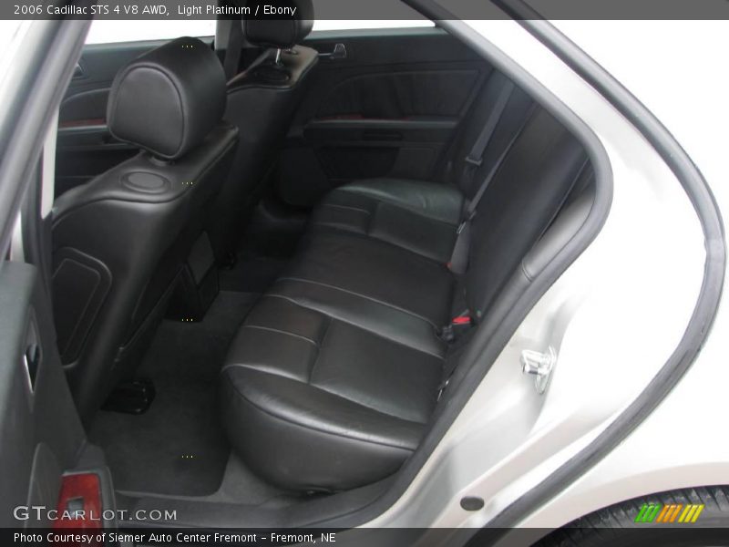 Light Platinum / Ebony 2006 Cadillac STS 4 V8 AWD