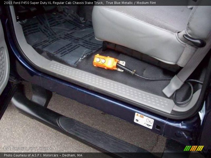 True Blue Metallic / Medium Flint 2003 Ford F450 Super Duty XL Regular Cab Chassis Stake Truck