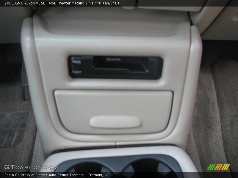 Pewter Metallic / Neutral Tan/Shale 2001 GMC Yukon XL SLT 4x4