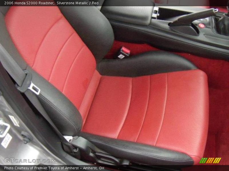 Silverstone Metallic / Red 2006 Honda S2000 Roadster