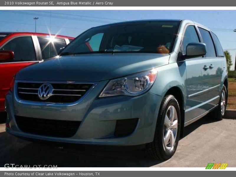 Antigua Blue Metallic / Aero Gray 2010 Volkswagen Routan SE