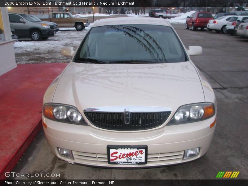 Light Parchment Gold Metallic / Medium Parchment 2000 Lincoln LS V6