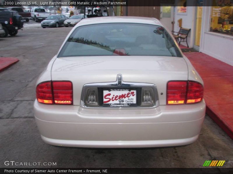 Light Parchment Gold Metallic / Medium Parchment 2000 Lincoln LS V6