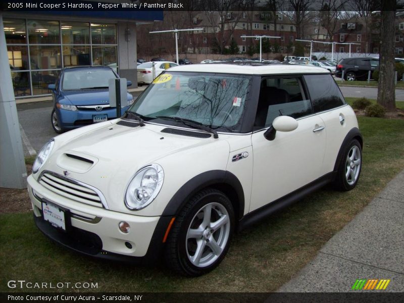 Pepper White / Panther Black 2005 Mini Cooper S Hardtop