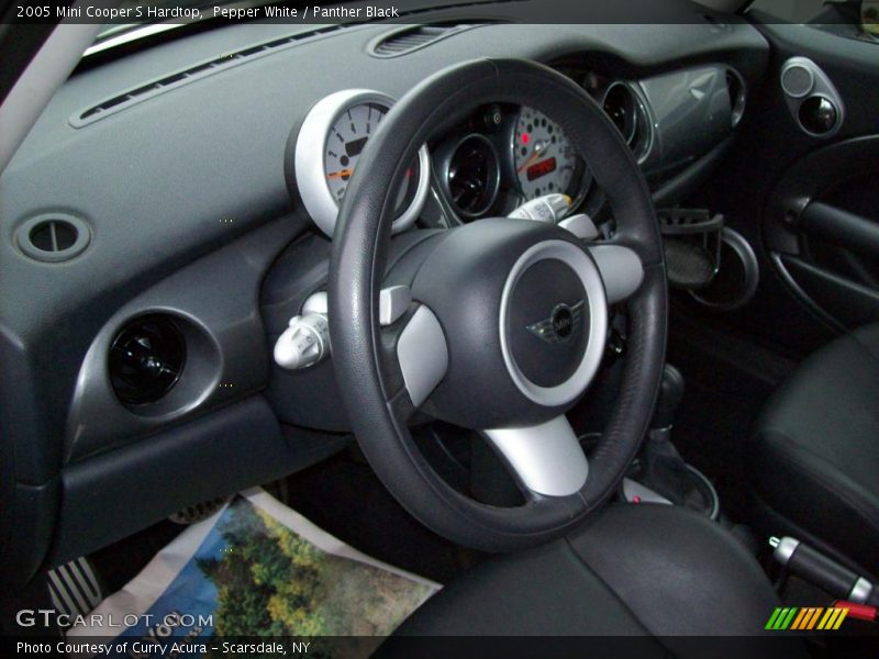 Pepper White / Panther Black 2005 Mini Cooper S Hardtop