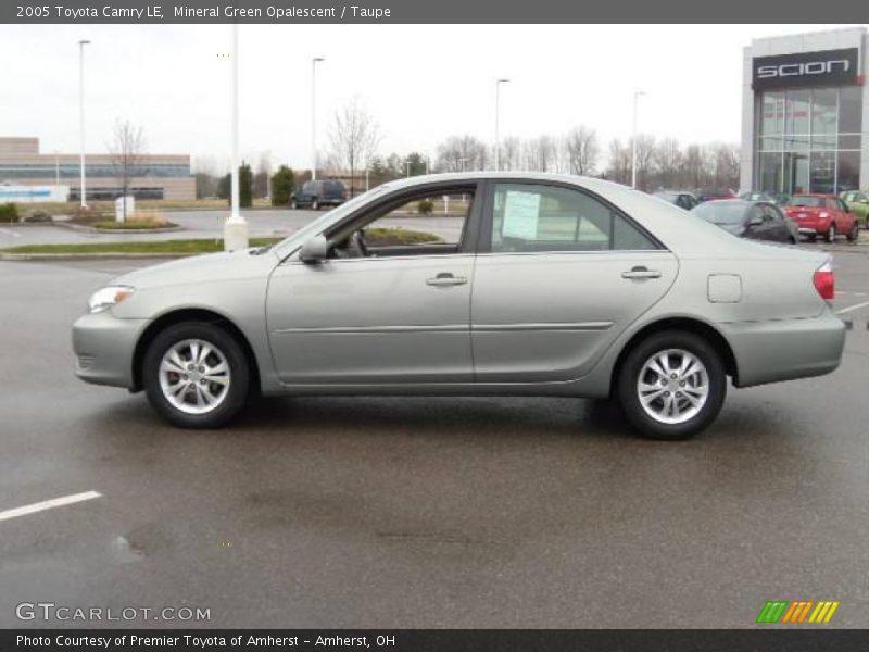 Mineral Green Opalescent / Taupe 2005 Toyota Camry LE