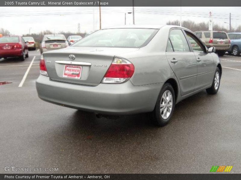 Mineral Green Opalescent / Taupe 2005 Toyota Camry LE