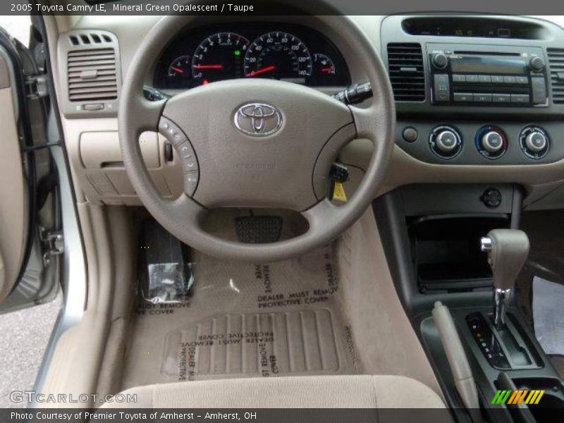 Mineral Green Opalescent / Taupe 2005 Toyota Camry LE