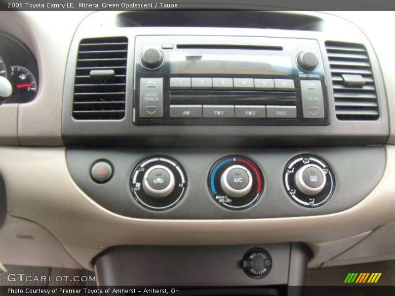 Mineral Green Opalescent / Taupe 2005 Toyota Camry LE