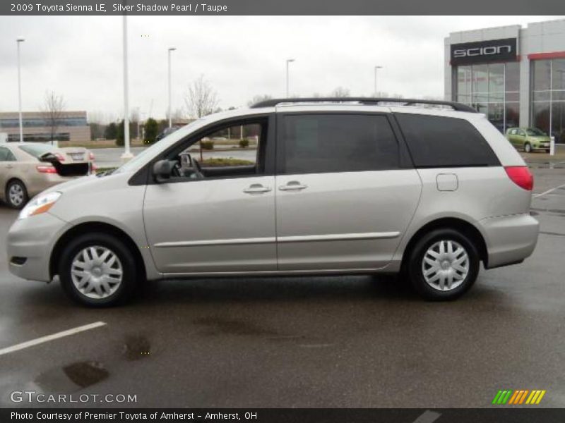 Silver Shadow Pearl / Taupe 2009 Toyota Sienna LE