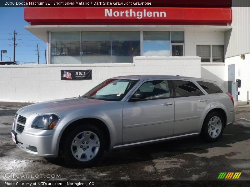 Bright Silver Metallic / Dark Slate Gray/Light Graystone 2006 Dodge Magnum SE