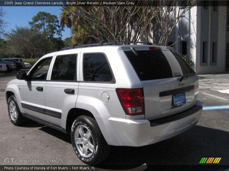 Bright Silver Metallic / Medium Slate Gray 2005 Jeep Grand Cherokee Laredo