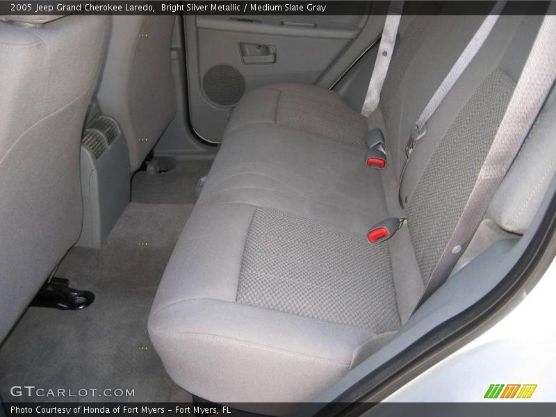 Bright Silver Metallic / Medium Slate Gray 2005 Jeep Grand Cherokee Laredo
