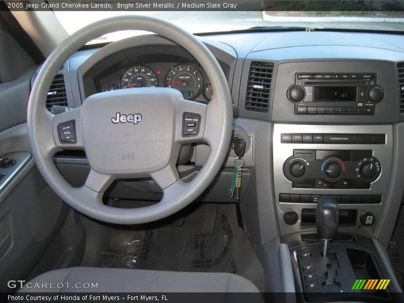 Bright Silver Metallic / Medium Slate Gray 2005 Jeep Grand Cherokee Laredo