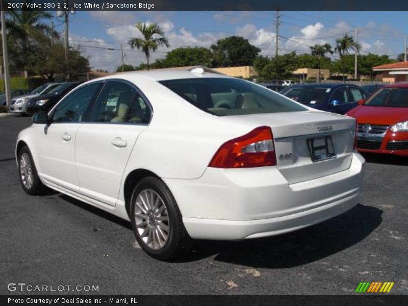 Ice White / Sandstone Beige 2007 Volvo S80 3.2