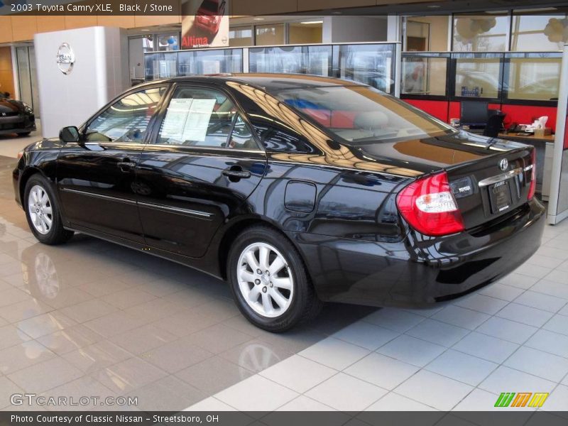 Black / Stone 2003 Toyota Camry XLE