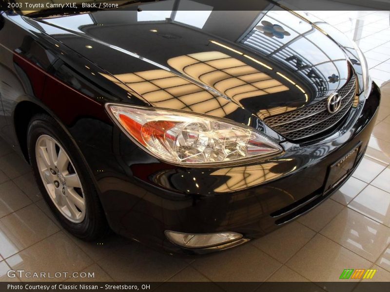 Black / Stone 2003 Toyota Camry XLE