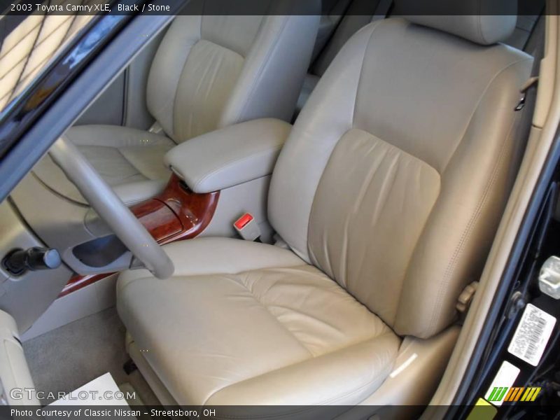 Black / Stone 2003 Toyota Camry XLE