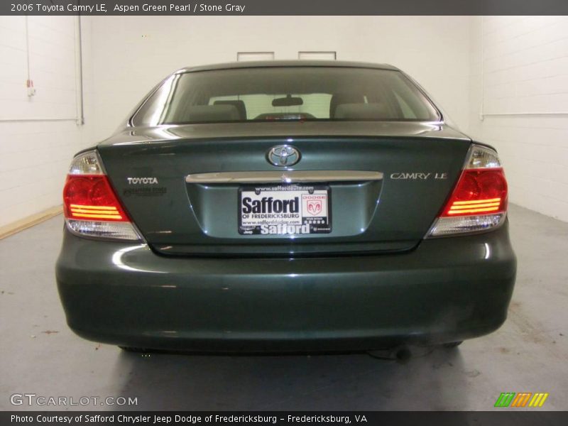 Aspen Green Pearl / Stone Gray 2006 Toyota Camry LE