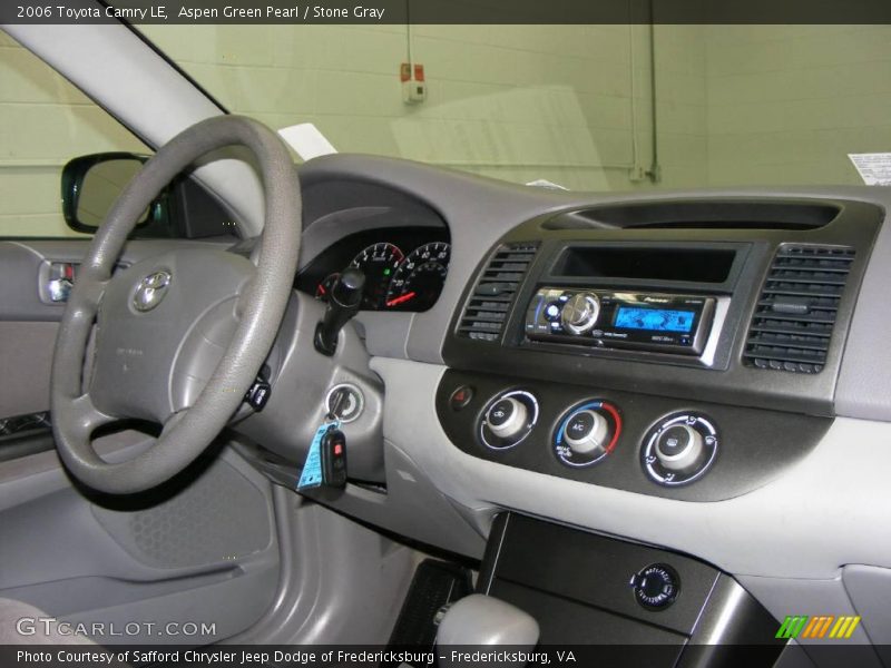 Aspen Green Pearl / Stone Gray 2006 Toyota Camry LE