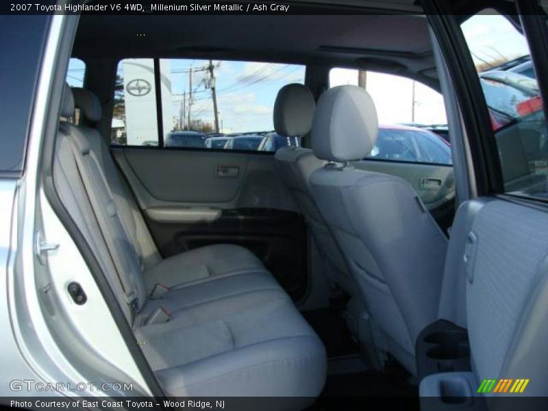 Millenium Silver Metallic / Ash Gray 2007 Toyota Highlander V6 4WD