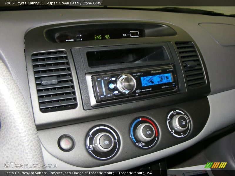 Aspen Green Pearl / Stone Gray 2006 Toyota Camry LE
