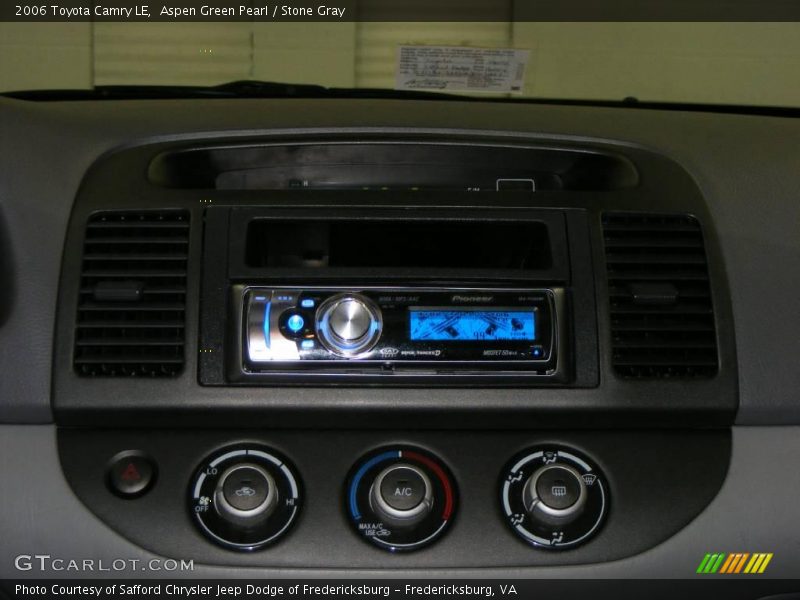 Aspen Green Pearl / Stone Gray 2006 Toyota Camry LE