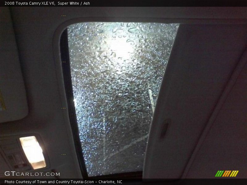 Super White / Ash 2008 Toyota Camry XLE V6
