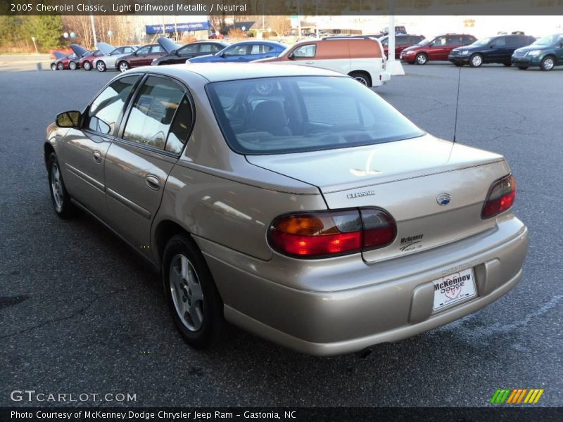 Light Driftwood Metallic / Neutral 2005 Chevrolet Classic